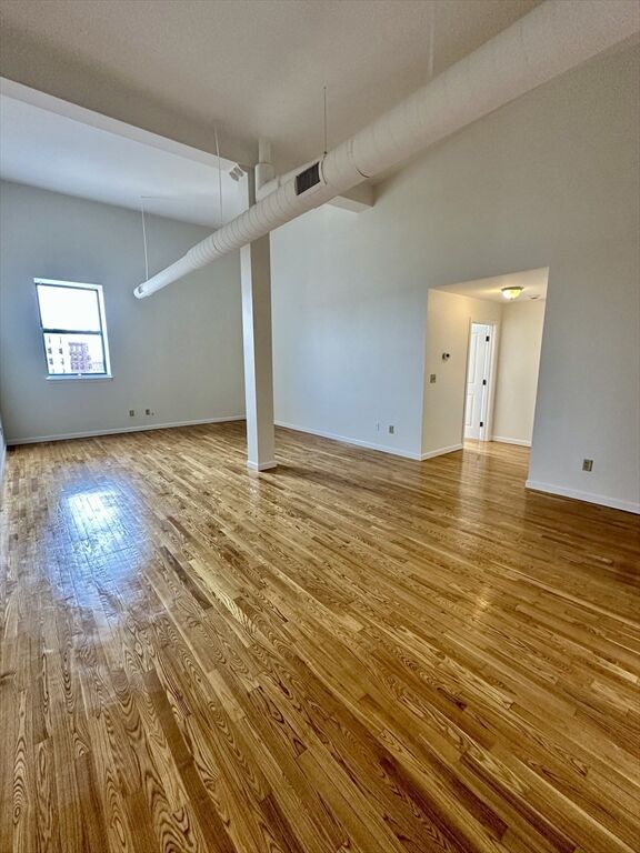 Property Photo:  170 Oxford St 504  MA 01901 