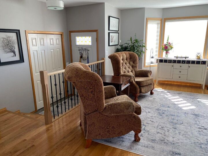 Property Photo: 110 5th Avenue E AB T0J 1P0