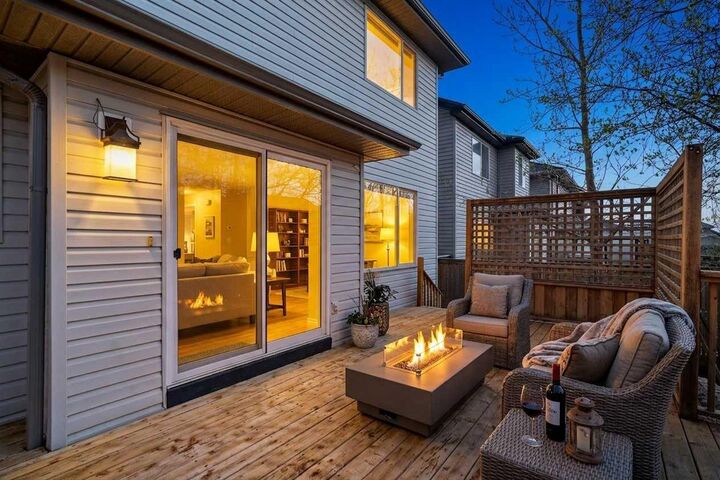 Property Photo:  173 Covehaven Gardens NE  AB T3K 6A2 