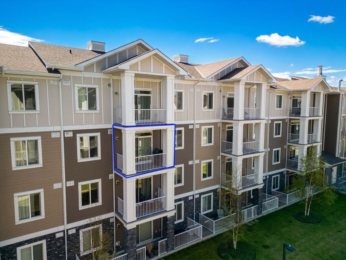 Property Photo:  522 Cranford Drive SE 5308  AB T2M 2L7 