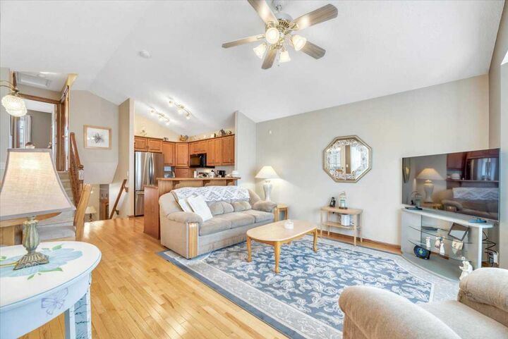 Property Photo:  280 Cramond Close SE  AB T3M 1B9 