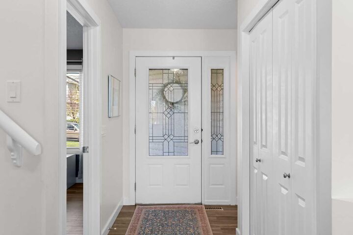 Property Photo: 42 Gleneagles Terrace AB T4C 1W4