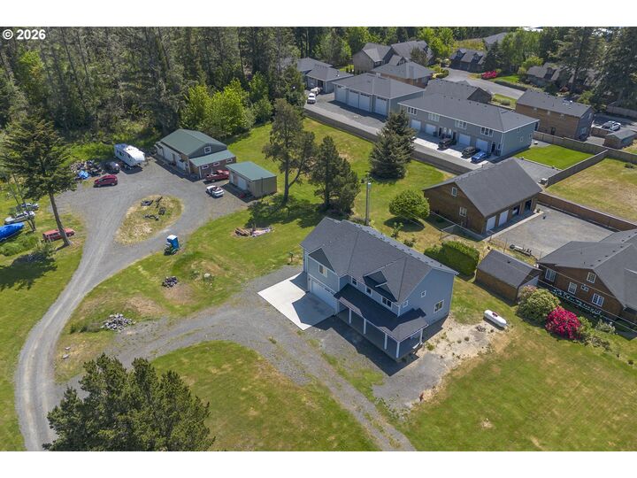 Property Photo: 3731 Highway 101 OR 97138