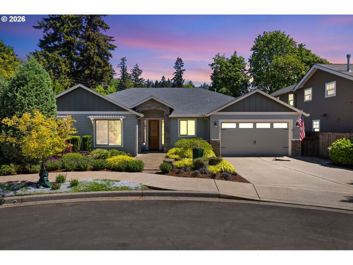 Property Photo:  2592 N P Cir  WA 98671 