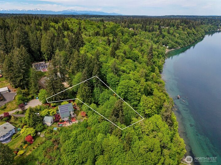 Property Photo:  1102  143rd Street NW  WA 98332 