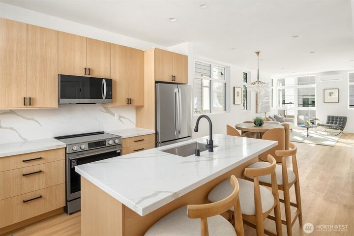 Property Photo: 630 N 92nd Street WA 98103