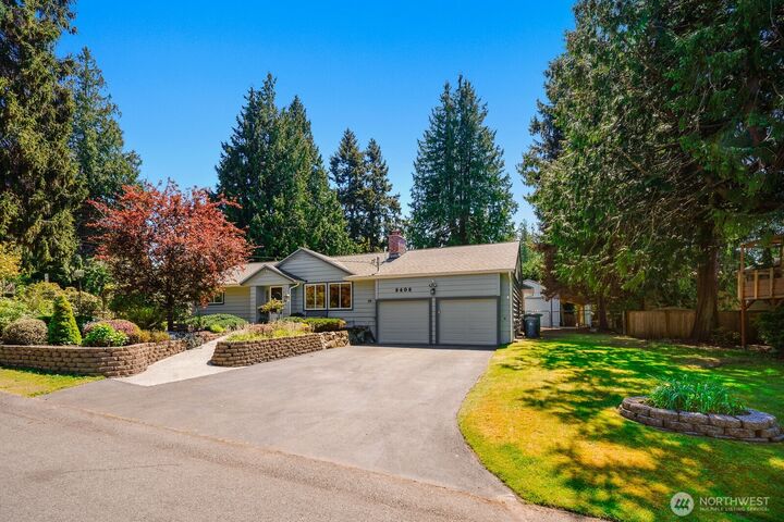 Property Photo:  8408  191st Street SW  WA 98026 