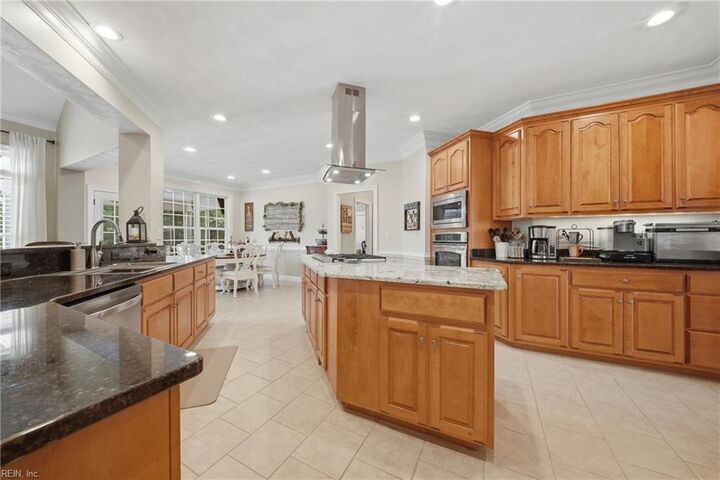 Property Photo:  521 Thistley Ln  VA 23322 