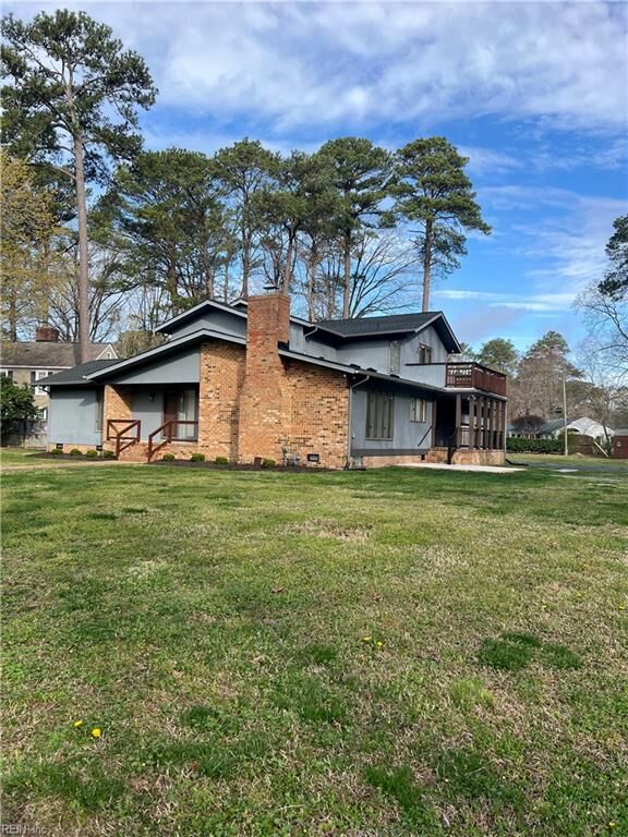 Property Photo:  8 Butler Pl  VA 23606 