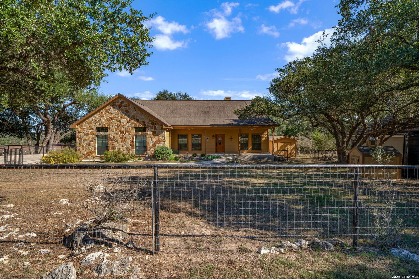Property Photo: 905 Cypress Pass Rd TX 78070