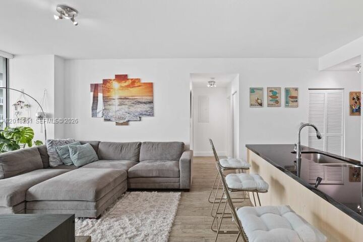 Property Photo:  79 SW 12th St 3110-S  FL 33130 
