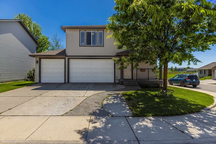 Property Photo:  9313 W Foxtail Ln  WA 99224 