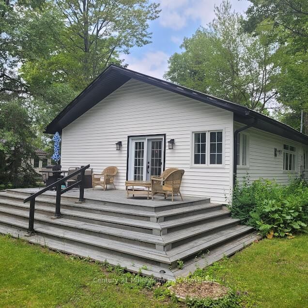 Property Photo:  19 Hastings Avenue  ON L0L 1P0 