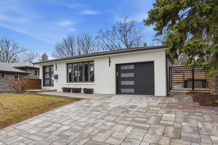 23 Logstone Crescent — photo 1