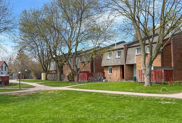 Property Photo:  101 Dovedale Drive 33  ON L1N 1Z7 