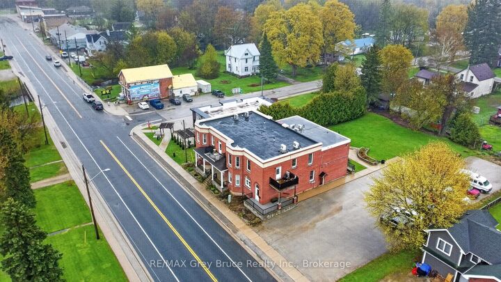 Property Photo: Unit 6 - 355 Princess Street ON N0H 2K0