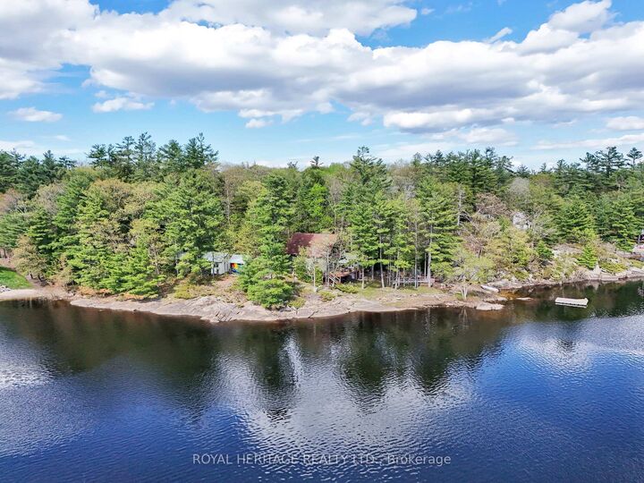 1346 Wahta #2 Road S — photo 1