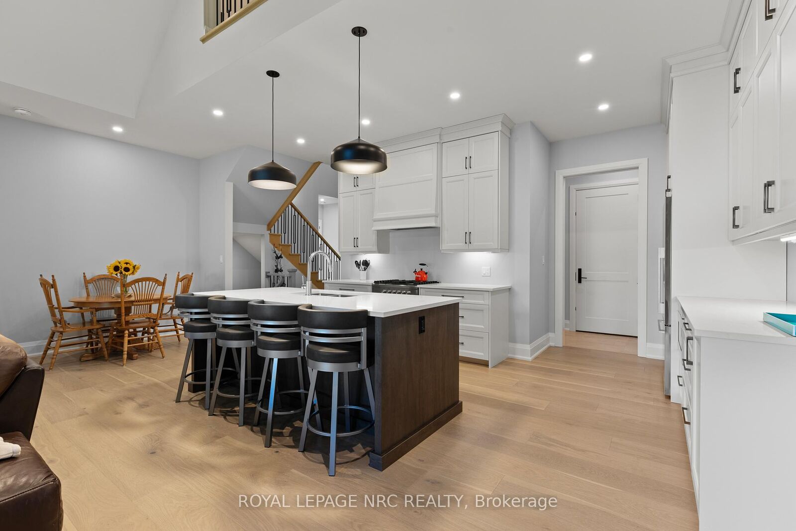 Property Photo: 190 Canboro Road 7 ON L0S 1M0