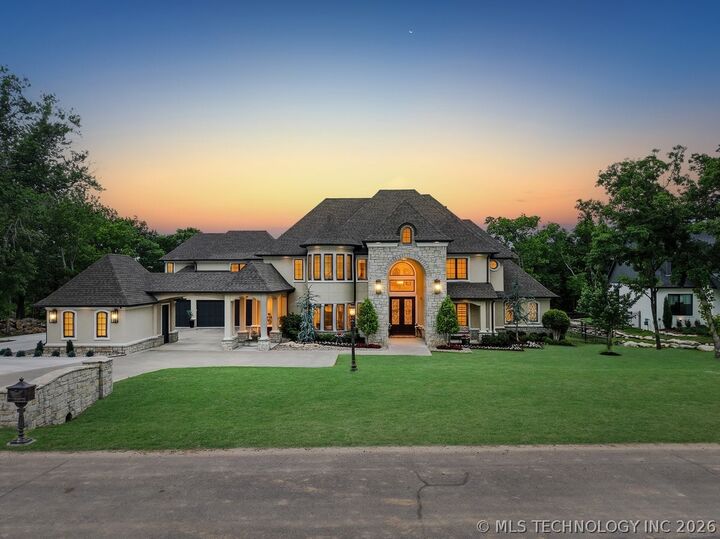 Property Photo:  17845 E Falcon Pass  OK 74055 