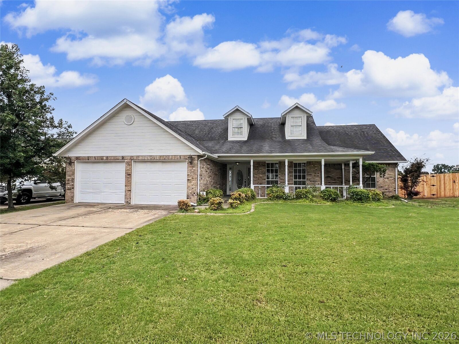 Property Photo:  403 Valhalla Drive  OK 74403 