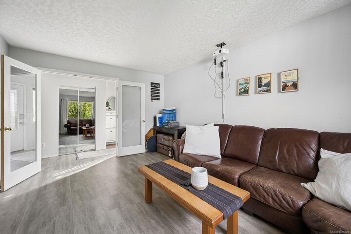 Property Photo:  182B Arden Rd  BC V9N 8Y2 
