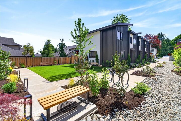 Property Photo: 1590 Piercy Ave #5 BC V9N 3E9