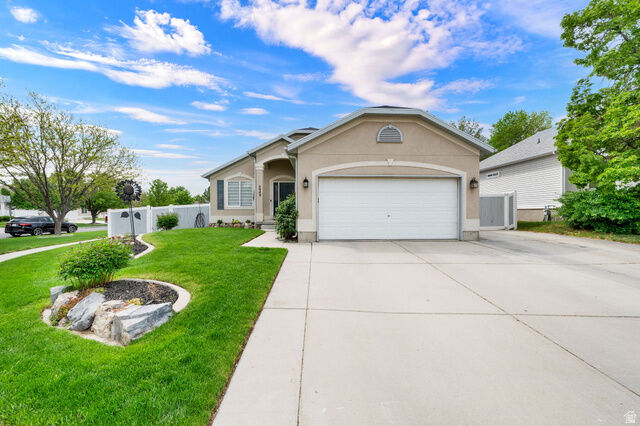 Property Photo: 5949 W Fragrant Ln UT 84096