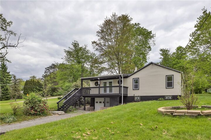 Property Photo:  2211 Saxonburg Blvd  PA 15024 