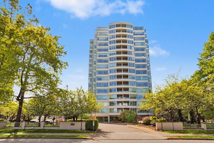 15030 101 Avenue 804 — photo 1