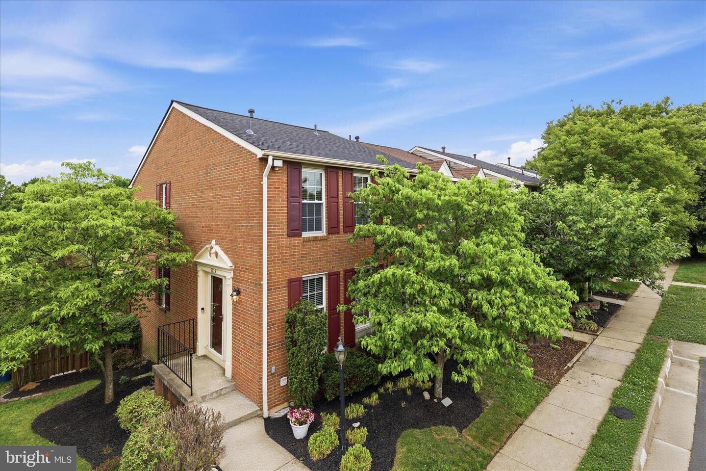 Property Photo: 6129 Hyacinth Drive VA 22310