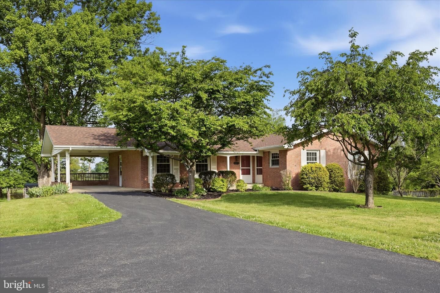 Property Photo:  4838 Valley Pike  VA 22655 