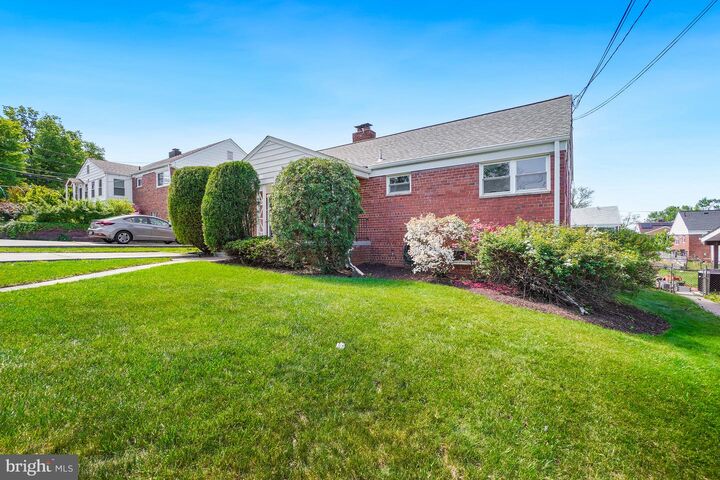 Property Photo:  1615 Parham Place  MD 20903 