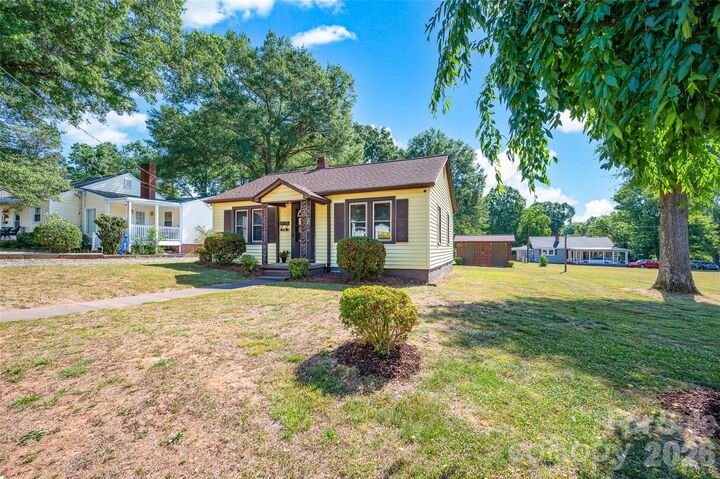 Property Photo:  320 Cook Street  NC 28115 