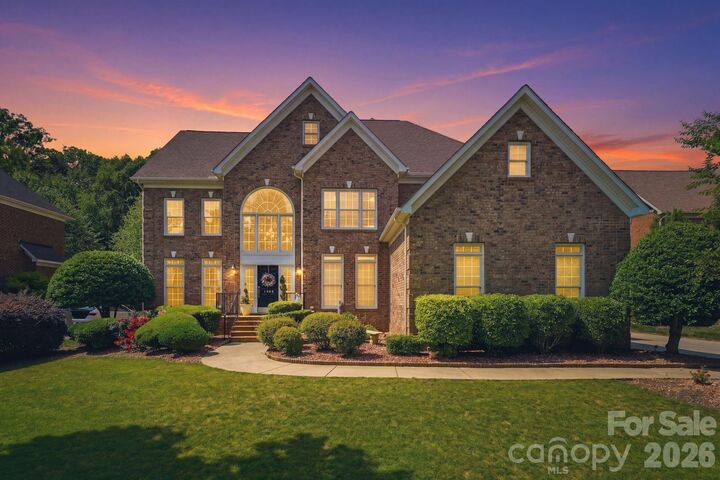 Property Photo:  6706 Wesley Glen Drive  NC 28173 