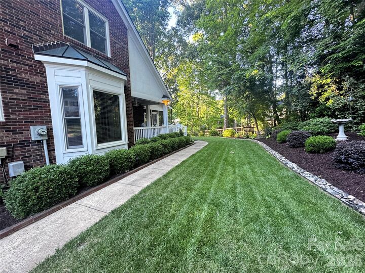 Property Photo:  15211 Sharrow Bay Court  NC 28078 