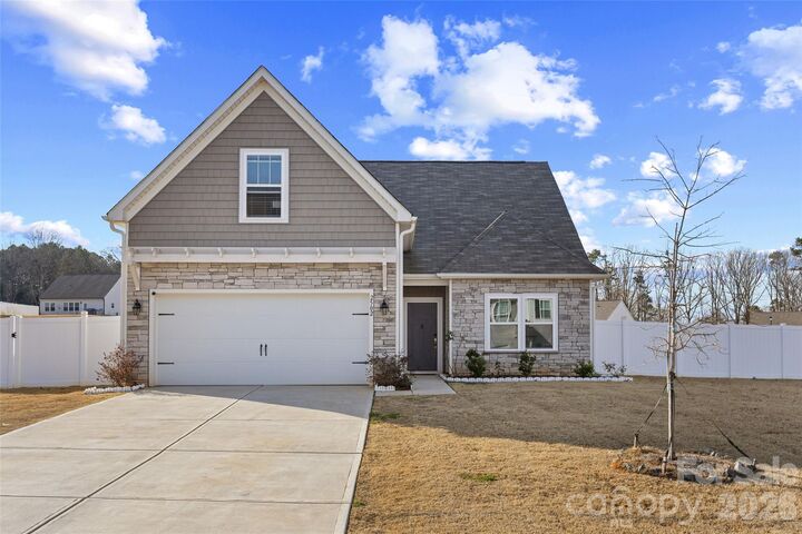 Property Photo:  2502 Waverly Drive  NC 28112 