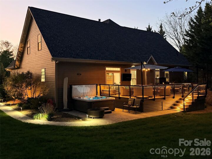 Property Photo:  47 Drakes Meadow Lane  NC 28704 