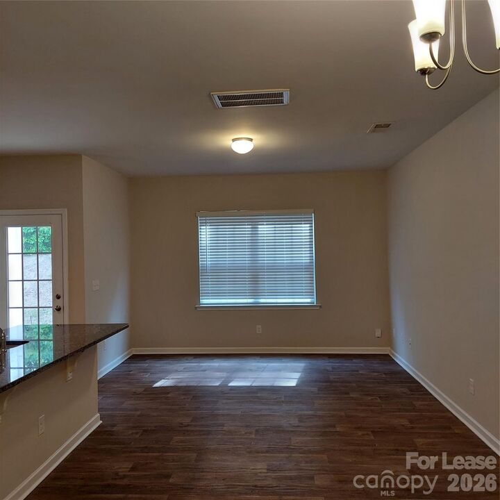 Property Photo: 6050 Guildford Hill Lane NC 28215