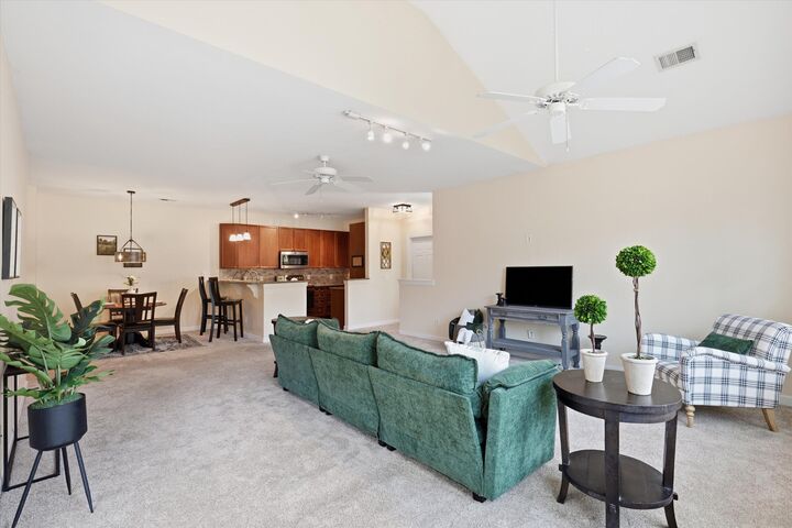 Property Photo:  141 Golfview Lane  SC 29485 