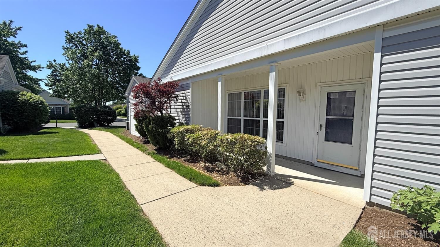 Property Photo:  440 Bluebird Drive  NJ 08831 