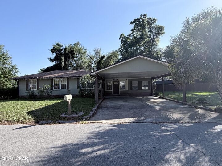 Property Photo:  1806 Tyndall Drive  FL 32401 