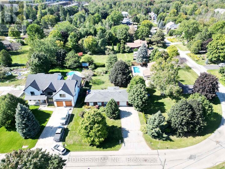 Property Photo:  33 Ridgeway Avenue  ON N1L 1G9 