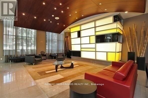 Property Photo:  35 Bales Avenue 501  ON M2N 7L7 