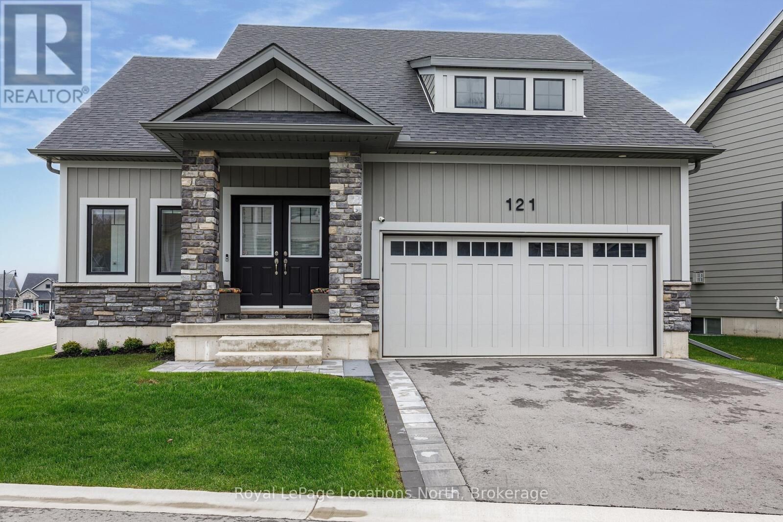 Property Photo:  121 Beacon Drive  ON N0H 2P0 