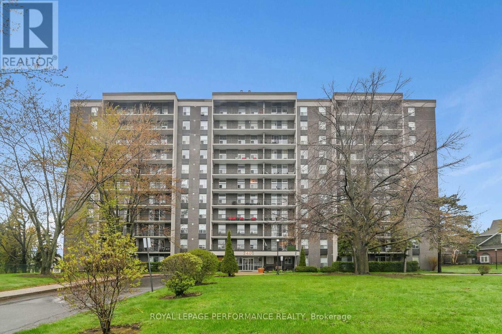 Property Photo:  2400 Virginia Drive 307  ON K1H 8L3 