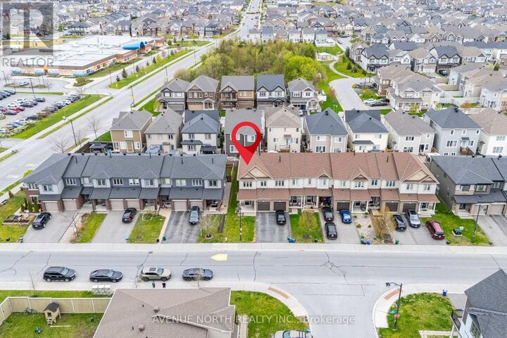 Property Photo:  940 Kilbirnie Drive  ON K2J 5T9 