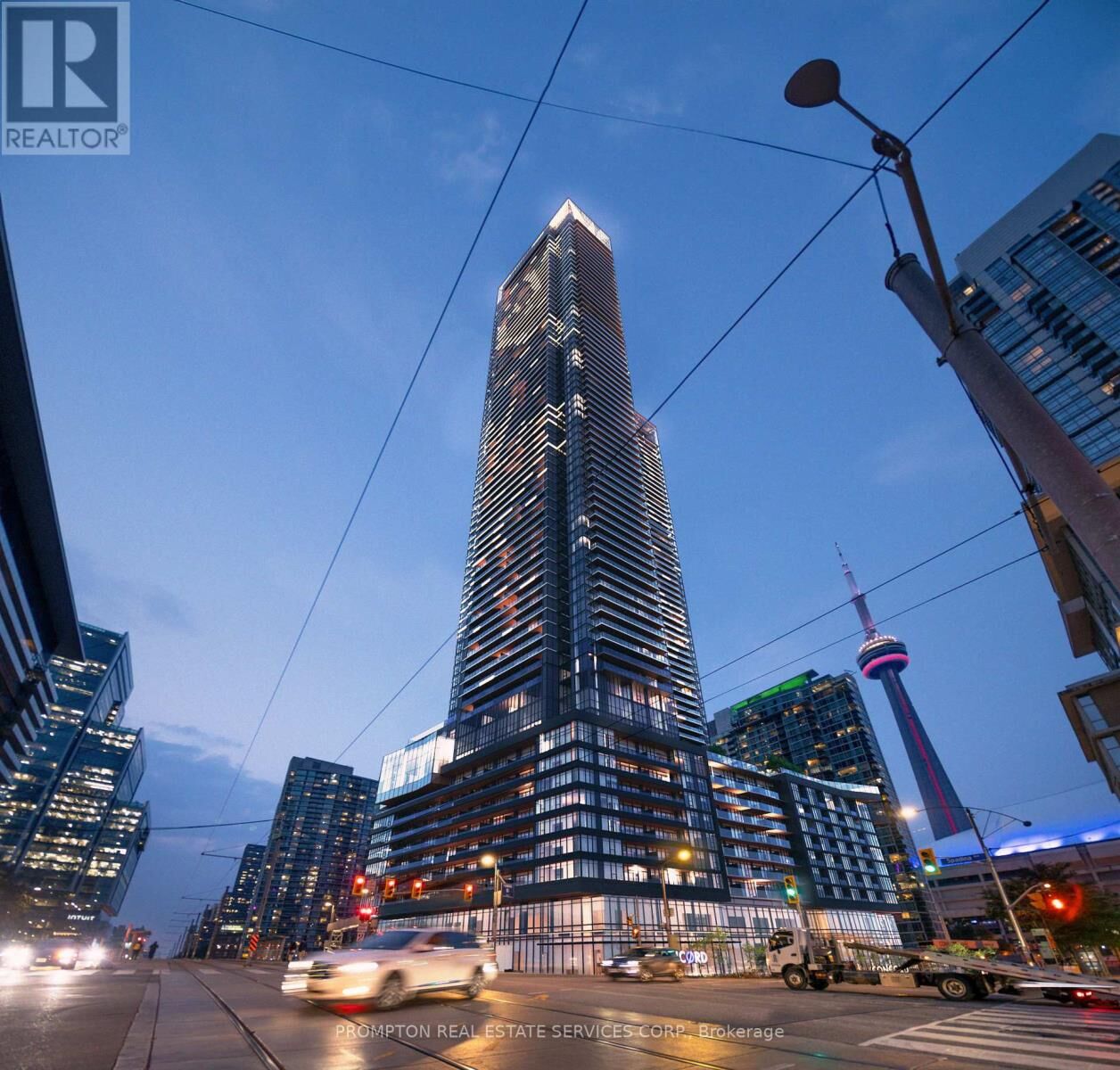 Property Photo: 3 Concord Cityplace Way 2808 ON M5V 0X4