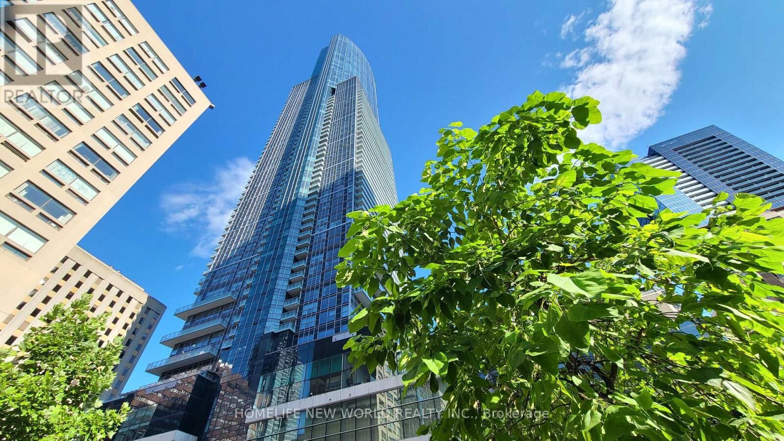 Property Photo:  386 Yonge Street 2905  ON M5B 0A5 