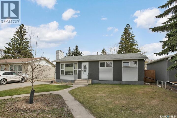 Property Photo:  2945 Preston Avenue S  SK S7J 2G8 