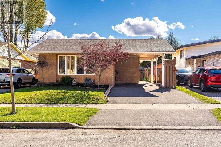 Property Photo:  380 Grangewood Drive West  ON N2K 2E6 